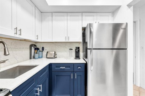 Condominio en venta en Pompano Beach, Florida, 1 dormitorio, 49.24 m2 № 1934851 - foto 4