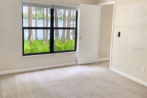 Condo in Sanford, Florida, 2 bedrooms № 2222100 - photo 20