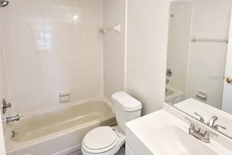 Condo in Sanford, Florida, 2 bedrooms № 2222100 - photo 24