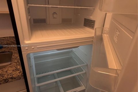 Villa ou maison à louer à Hollywood, Floride: 120.03 m2 № 1950887 - photo 10