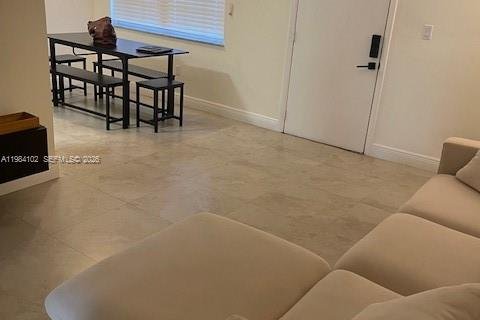 Снять в аренду кондоминиум в Хайалиа, Флорида 2 спальни, 70.61м2, № 2050823 - фото 6