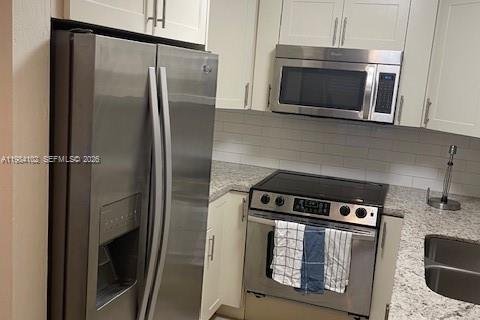 Снять в аренду кондоминиум в Хайалиа, Флорида 2 спальни, 70.61м2, № 2050823 - фото 8