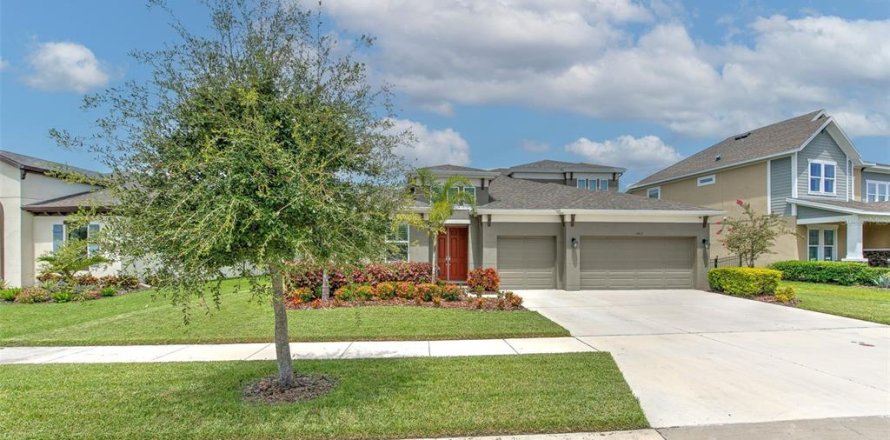 House in Apollo Beach, Florida 5 bedrooms, 297.19 sq.m. № 2099302