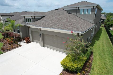 House in Apollo Beach, Florida 5 bedrooms, 297.19 sq.m. № 2099302 - photo 3
