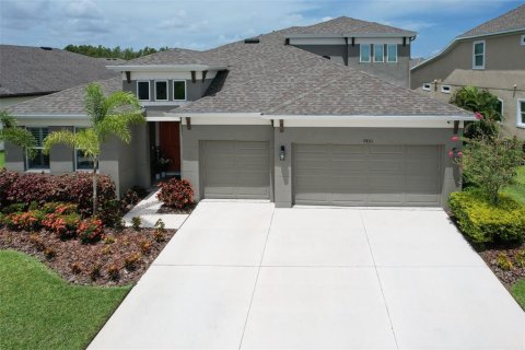 House in Apollo Beach, Florida 5 bedrooms, 297.19 sq.m. № 2099302 - photo 5