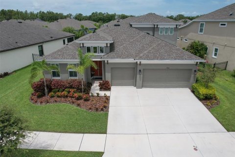 House in Apollo Beach, Florida 5 bedrooms, 297.19 sq.m. № 2099302 - photo 4