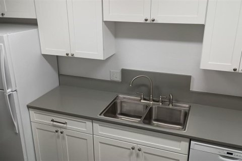 Condominio en venta en Gainesville, Florida, 2 dormitorios, 119.19 m2 № 1542246 - foto 15