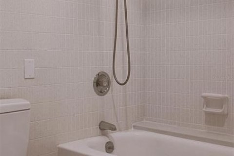 Condominio en venta en Gainesville, Florida, 2 dormitorios, 119.19 m2 № 1542246 - foto 23