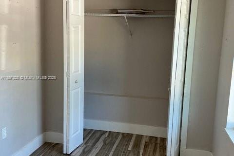 Apartamento en alquiler en Miami, Florida, 3 dormitorios, 218.69 m2 № 1944398 - foto 24