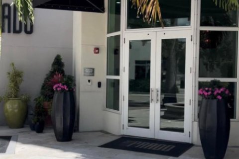 Condominio en alquiler en West Palm Beach, Florida, 2 dormitorios, 104.24 m2 № 1128909 - foto 1