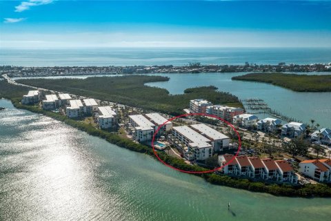 Купить кондоминиум в Энглвуд, Флорида 7 комнат, 99.41м2, № 1532950 - фото 3