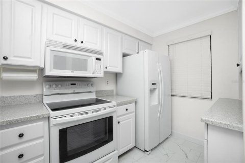 Купить кондоминиум в Энглвуд, Флорида 7 комнат, 99.41м2, № 1532950 - фото 9
