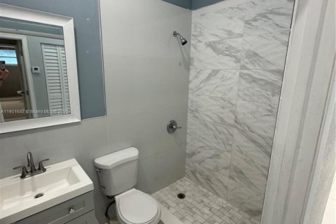 Condo in Miami, Florida, 3 bedrooms  № 1953209 - photo 6