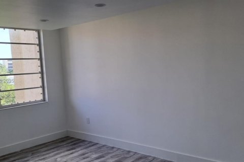 Copropriété à louer à Miami, Floride: 1 chambre, 64.1 m2 № 1928782 - photo 7