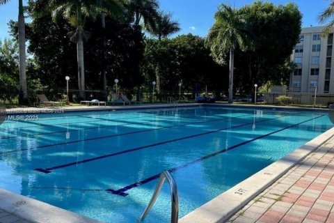 Copropriété à louer à Miami, Floride: 1 chambre, 64.1 m2 № 1928782 - photo 23