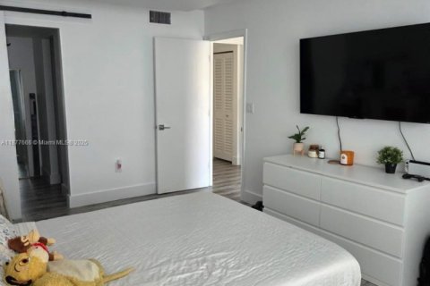 Copropriété à louer à Miami, Floride: 1 chambre, 64.1 m2 № 1928782 - photo 10