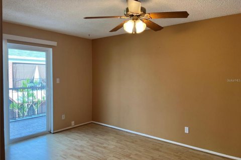 Copropriété à louer à Saint Petersburg, Floride: 1 chambre, 63.17 m2 № 2400357 - photo 7