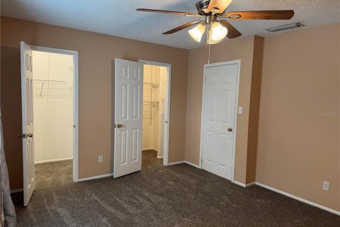 Copropriété à louer à Saint Petersburg, Floride: 1 chambre, 63.17 m2 № 2400357 - photo 13