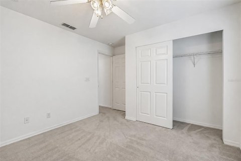 House in Clermont, Florida 4 bedrooms, 180.23 sq.m. № 2206969 - photo 25