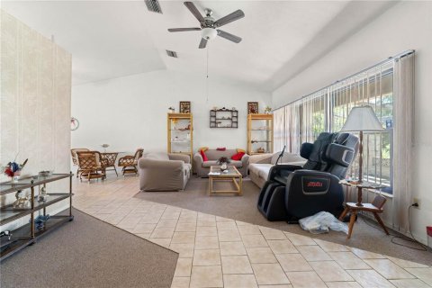 Casa en venta en Punta Gorda, Florida, 3 dormitorios, 154.59 m2 № 1854559 - foto 3