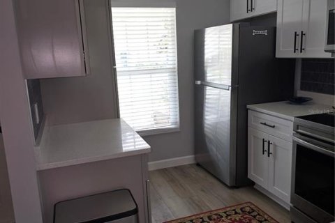 Casa en venta en Safety Harbor, Florida, 2 dormitorios, 94.11 m2 № 1903540 - foto 2