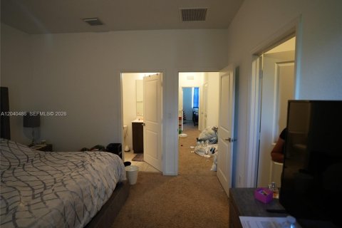 Townhouse in Lauderhill, Florida 3 bedrooms, 138.98 sq.m. № 2087175 - photo 7