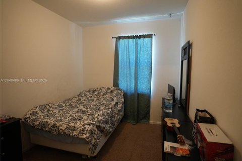 Townhouse in Lauderhill, Florida 3 bedrooms, 138.98 sq.m. № 2087175 - photo 11