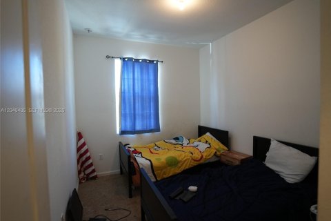 Townhouse in Lauderhill, Florida 3 bedrooms, 138.98 sq.m. № 2087175 - photo 16