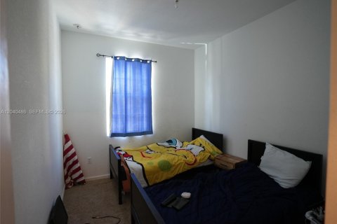 Townhouse in Lauderhill, Florida 3 bedrooms, 138.98 sq.m. № 2087175 - photo 19