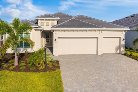 House in Lakewood Ranch, Florida 4 bedrooms, 208.57 sq.m. № 1903913 - photo 2