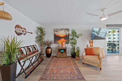 Condominio en venta en Clearwater, Florida, 2 dormitorios, 143.07 m2 № 1835088 - foto 9