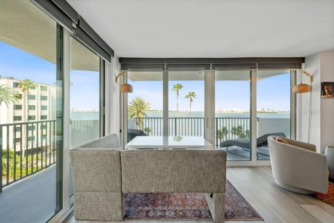 Condominio en venta en Clearwater, Florida, 2 dormitorios, 143.07 m2 № 1835088 - foto 6