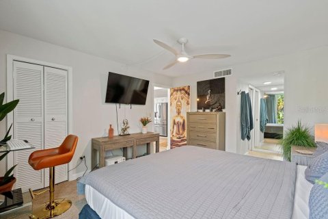 Condominio en venta en Clearwater, Florida, 2 dormitorios, 143.07 m2 № 1835088 - foto 30