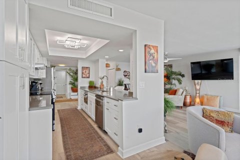 Condominio en venta en Clearwater, Florida, 2 dormitorios, 143.07 m2 № 1835088 - foto 13