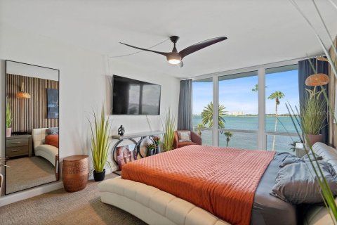 Condominio en venta en Clearwater, Florida, 2 dormitorios, 143.07 m2 № 1835088 - foto 20