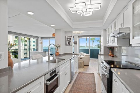 Condominio en venta en Clearwater, Florida, 2 dormitorios, 143.07 m2 № 1835088 - foto 15