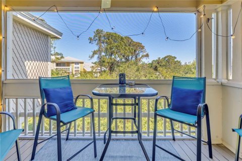 Condo in Saint Petersburg, Florida, 2 bedrooms  № 1906395 - photo 20