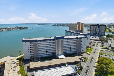 Condominio en venta en Saint Petersburg, Florida, 2 dormitorios, 149.11 m2 № 2237565 - foto 3