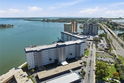 Condominio en venta en Saint Petersburg, Florida, 2 dormitorios, 149.11 m2 № 2237565 - foto 4