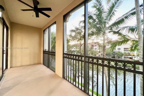 Снять в аренду кондоминиум в Санрайз, Флорида 3 спальни, 133.13м2, № 1986736 - фото 18