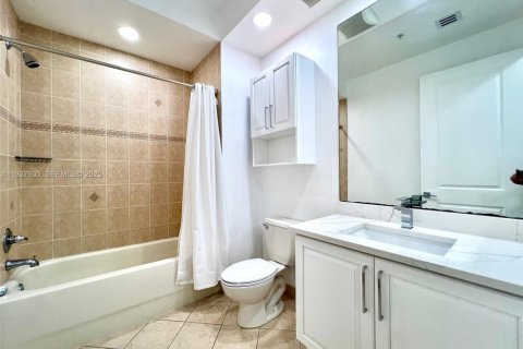 Снять в аренду кондоминиум в Санрайз, Флорида 3 спальни, 133.13м2, № 1986736 - фото 14