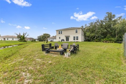 Villa ou maison à vendre à Poinciana, Floride: 4 chambres, 196.4 m2 № 2285026 - photo 12