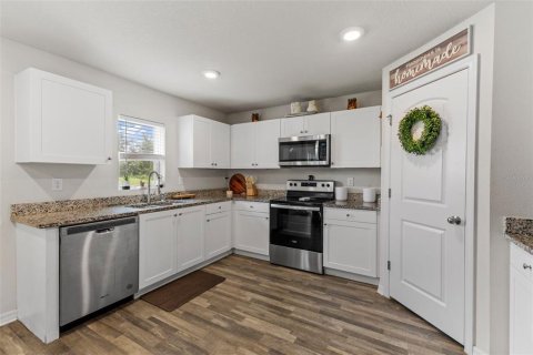 Villa ou maison à vendre à Poinciana, Floride: 4 chambres, 196.4 m2 № 2285026 - photo 23