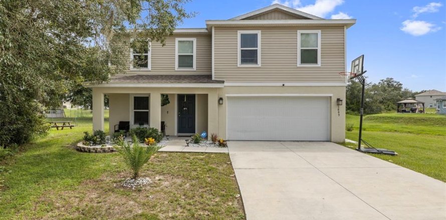 Villa ou maison à Poinciana, Floride 4 chambres, 196.4 m2 № 2285026