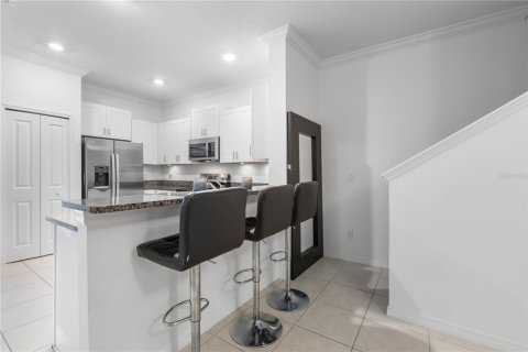 Townhouse in Zephyrhills, Florida 3 bedrooms, 151.8 sq.m. № 1854678 - photo 18