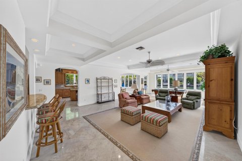 House in Fort Lauderdale, Florida 4 bedrooms, 567.63 sq.m. № 2187497 - photo 17