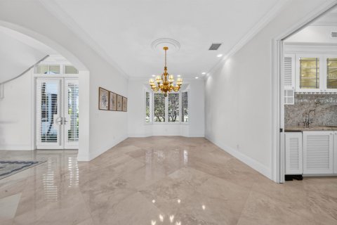 House in Fort Lauderdale, Florida 4 bedrooms, 567.63 sq.m. № 2187497 - photo 27