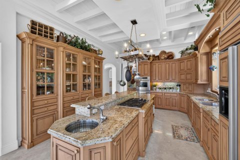 House in Fort Lauderdale, Florida 4 bedrooms, 567.63 sq.m. № 2187497 - photo 11