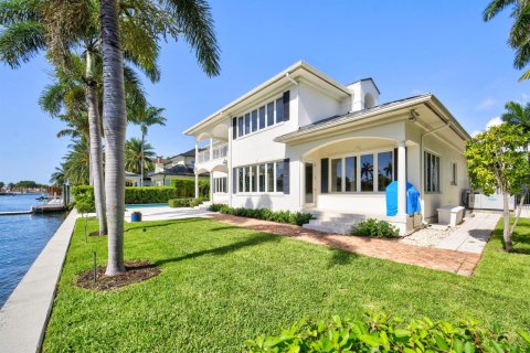 House in Fort Lauderdale, Florida 4 bedrooms, 567.63 sq.m. № 2187497 - photo 6