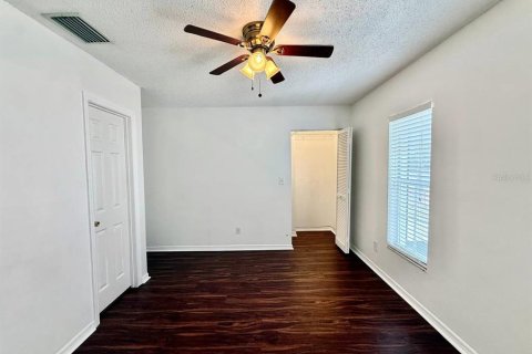 Condo in Tampa, Florida, 2 bedrooms № 2197210 - photo 25